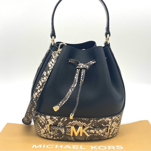 Michael Kors Reed Medium Belted Bucket Messenger Crossbody Bag